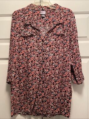 Oh Baby by Motherhood Pink Floral Button-Down Blouse